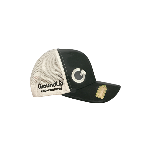 The adjustable snapback closure ensures a perfect fit